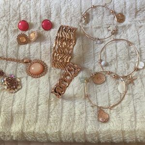 Copper, color jewelry, necklaces, earrings, brackets